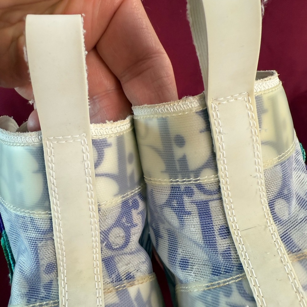 Dior White and Gray High-Top Sneakers with Blue and Green Patch - Picture 10 of 16